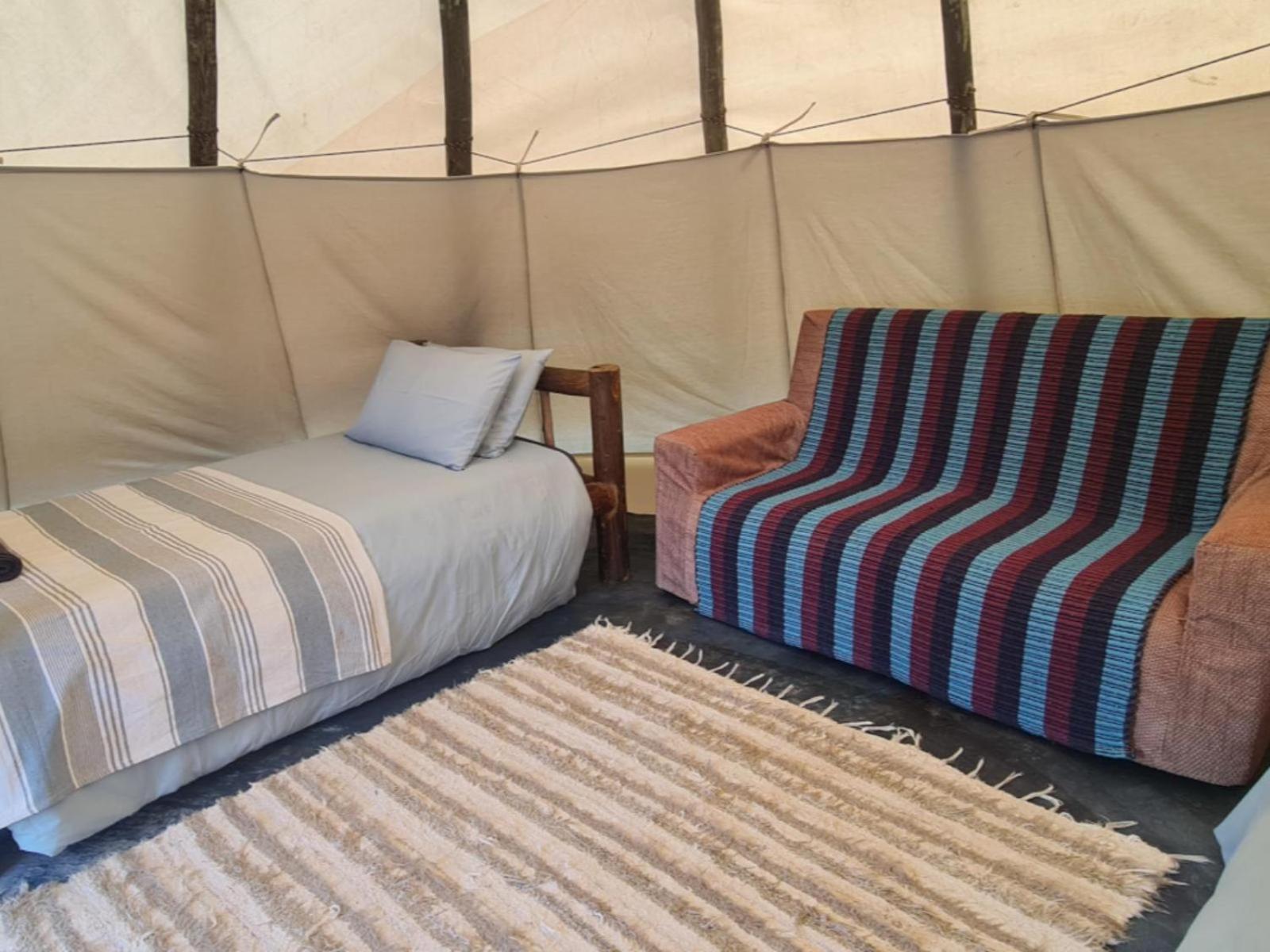 Tsitsikamma Wolf Sanctuary Eco Cabins & Teepees Stormsrivier Esterno foto